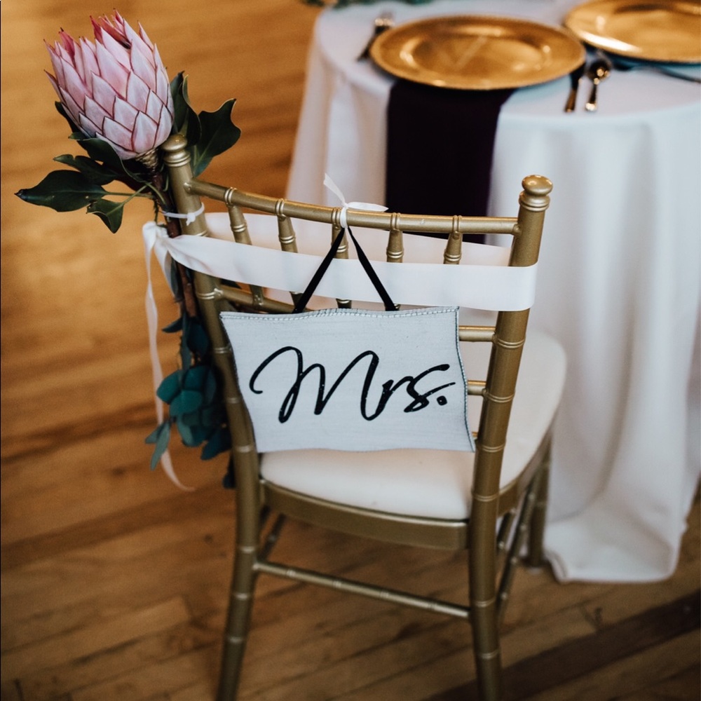 Mr. And Mrs. Hanging Chair Signs